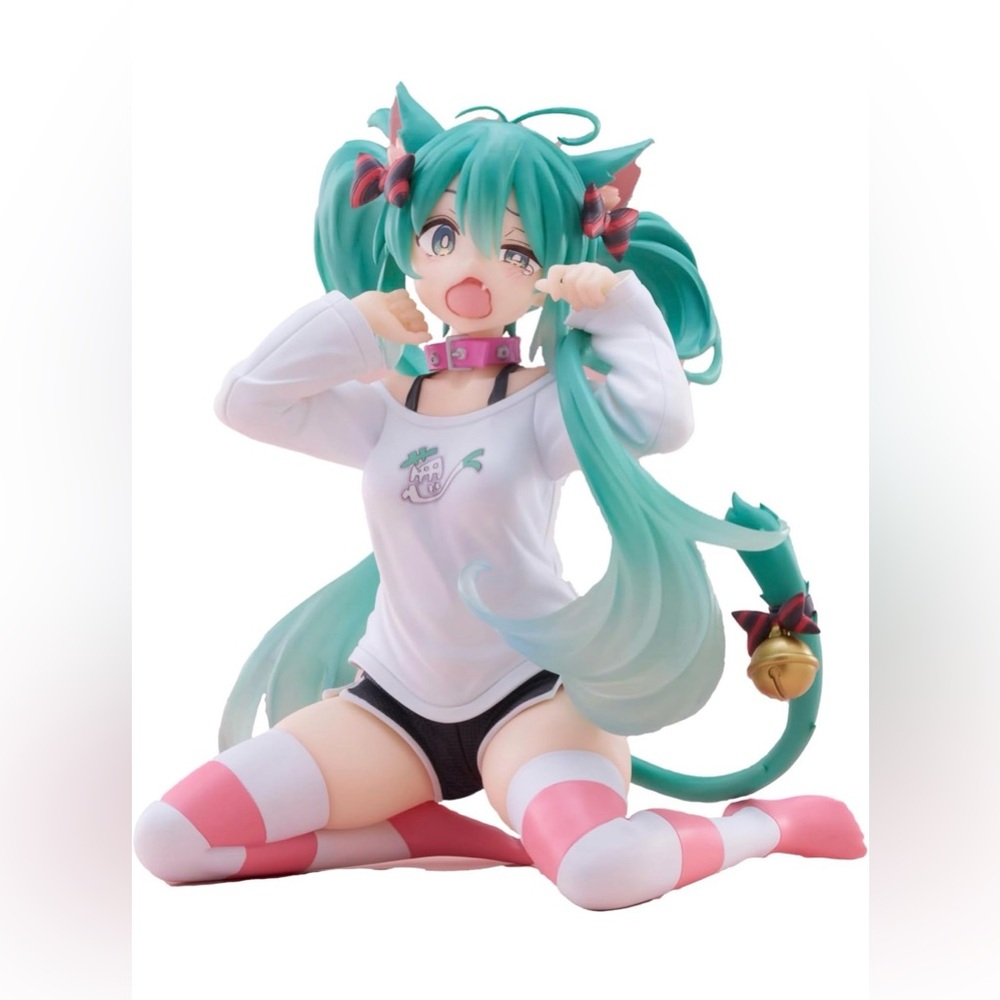Taito-Hatsune Miku Desktop Cute Figure